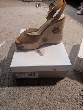 Jessica Simpson- Kamindi- Sz 11